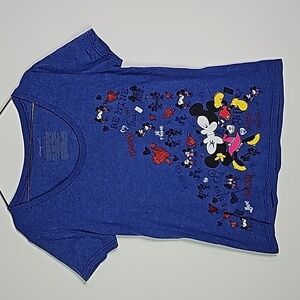 Disney large blue mickey and Minnie short sleeve top